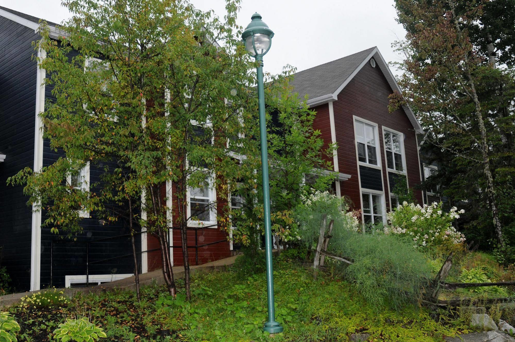 Maison De Vebron L'Anse-Saint-Jean Exterior photo